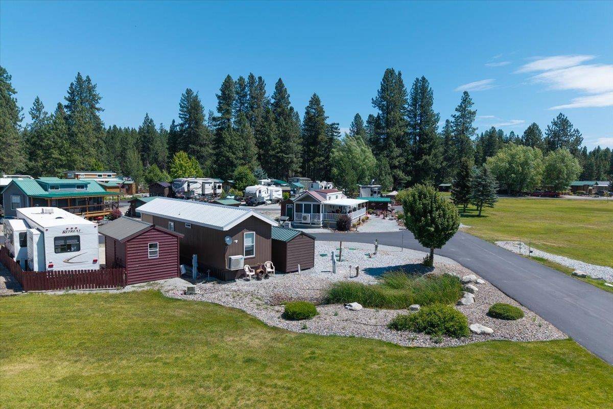 21 Explorer Ln, Usk, WA 99180