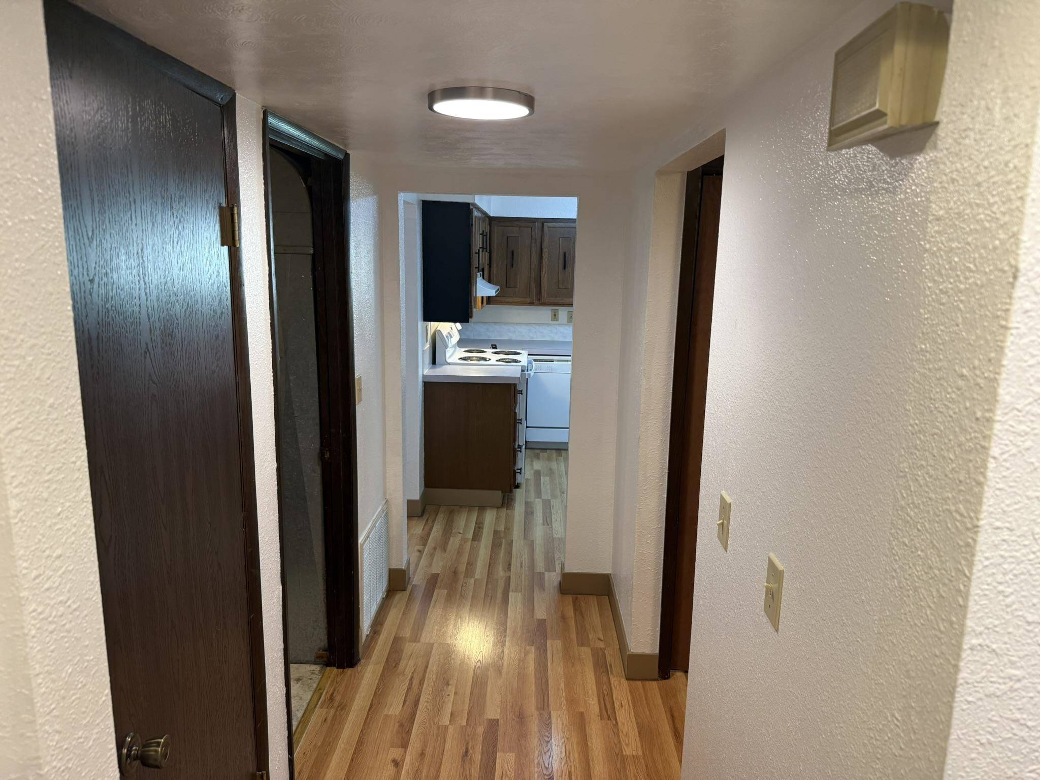 920-922 N Locust Rd, Spokane Valley, WA 99206