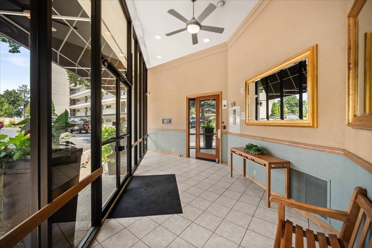 700 W 7th Ave #205, Spokane, WA 99204