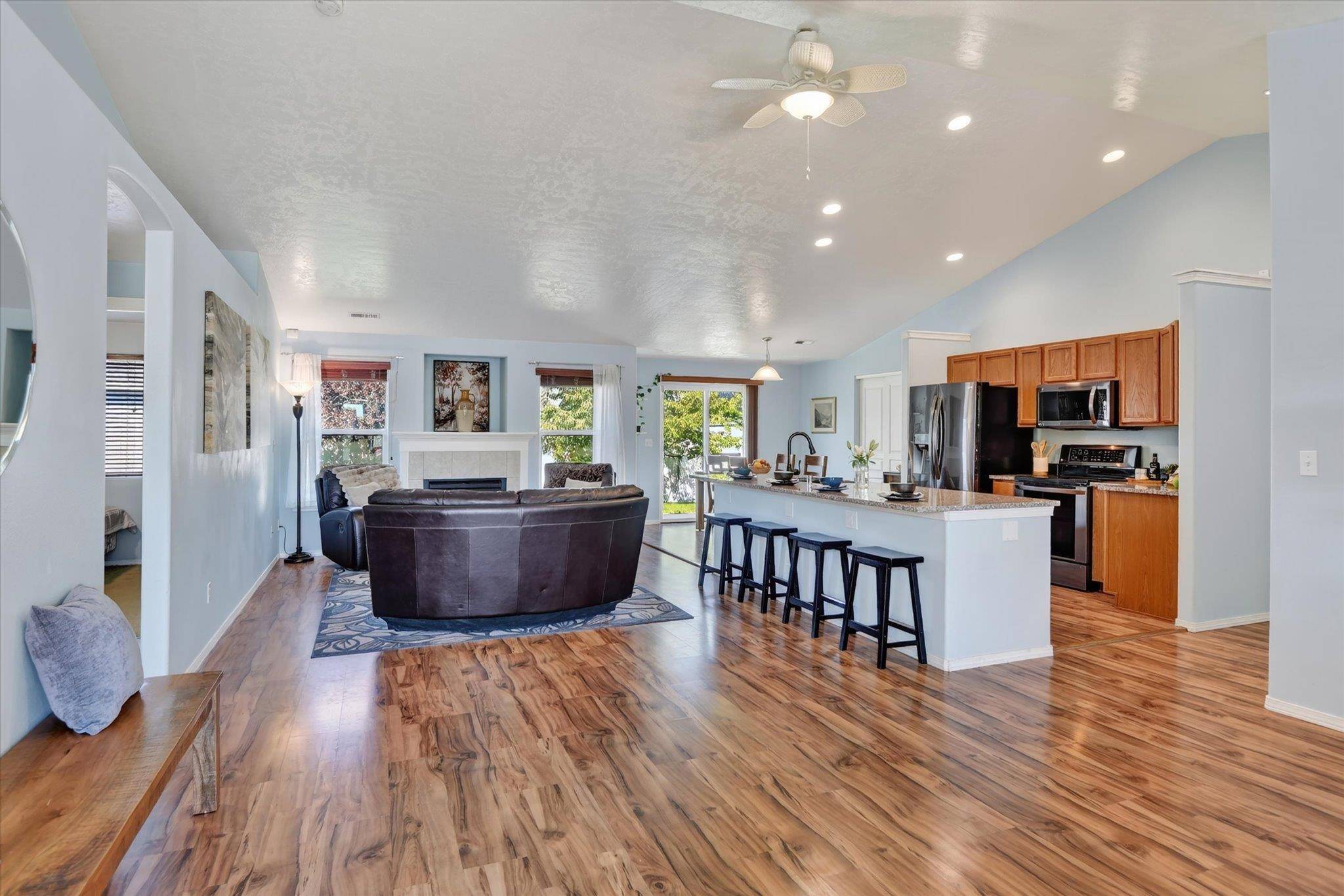 12428 W Pacific Ct, Airway Heights, WA 99001