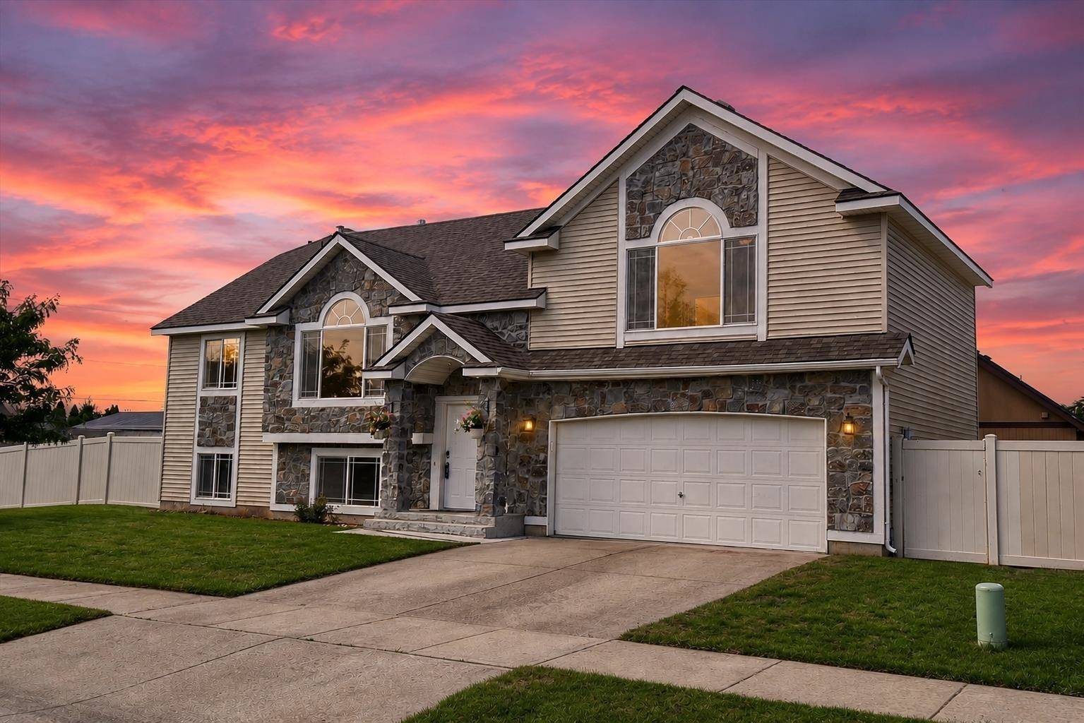 1917 N Arc Rd, Spokane Valley, WA 99016