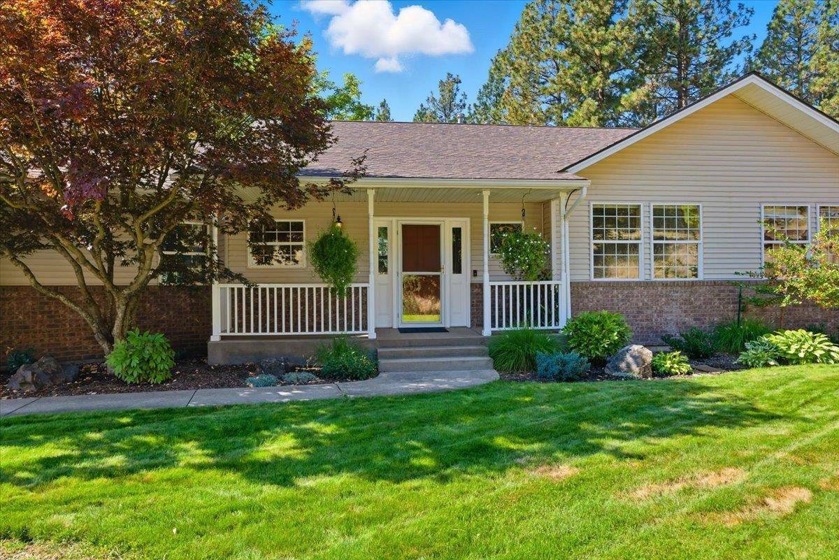 10924 S Latah Ln, Spokane, WA 99223