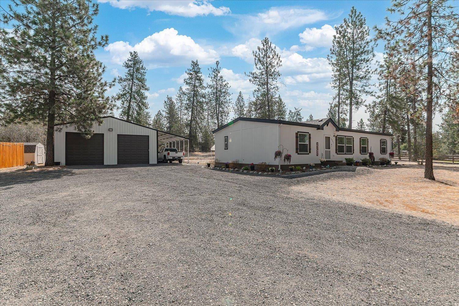 6297 Sundown Rd, Nine Mile Falls, WA 99026