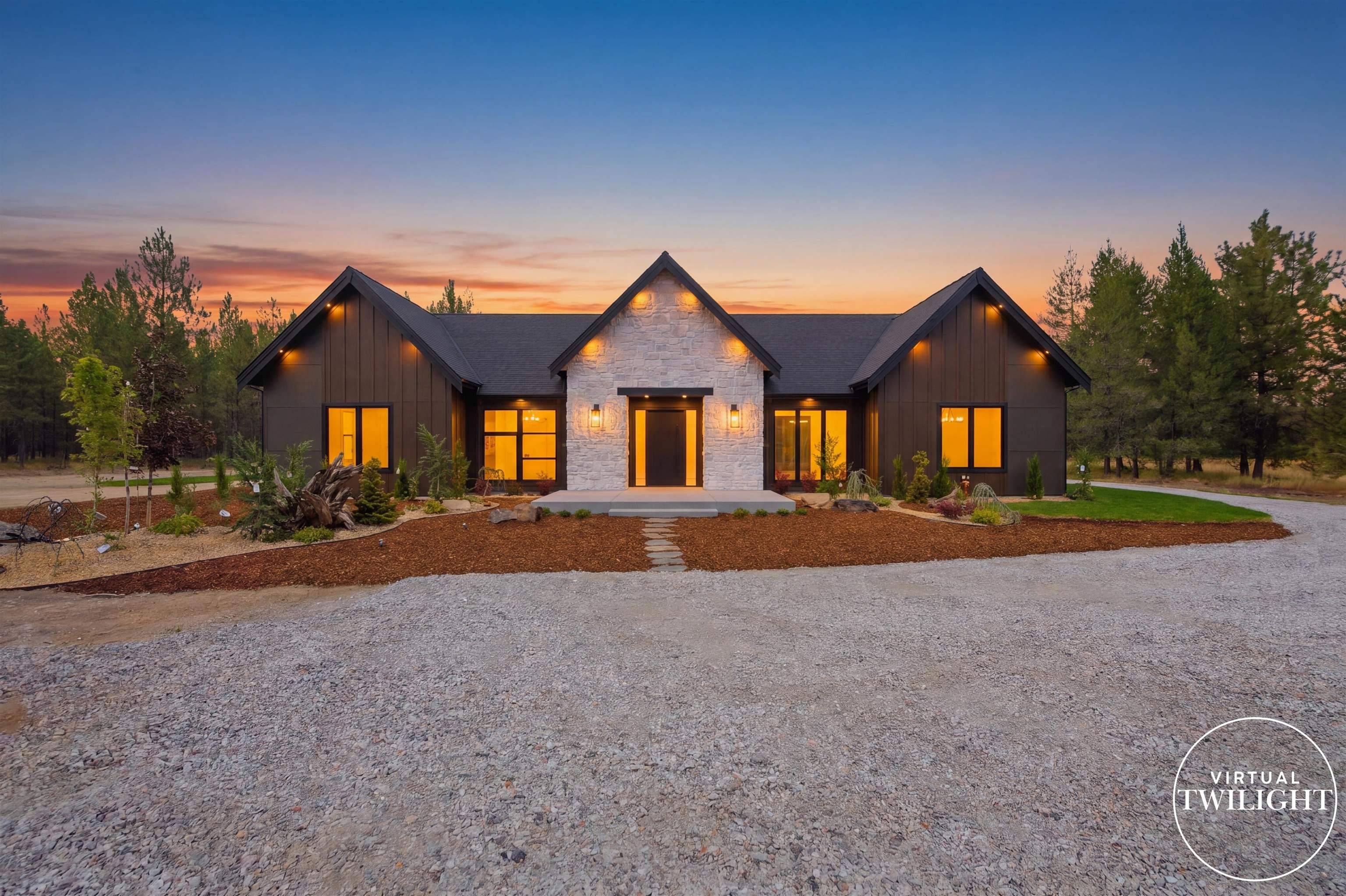 890 W Slaton Ln, Deer Park, WA 99006