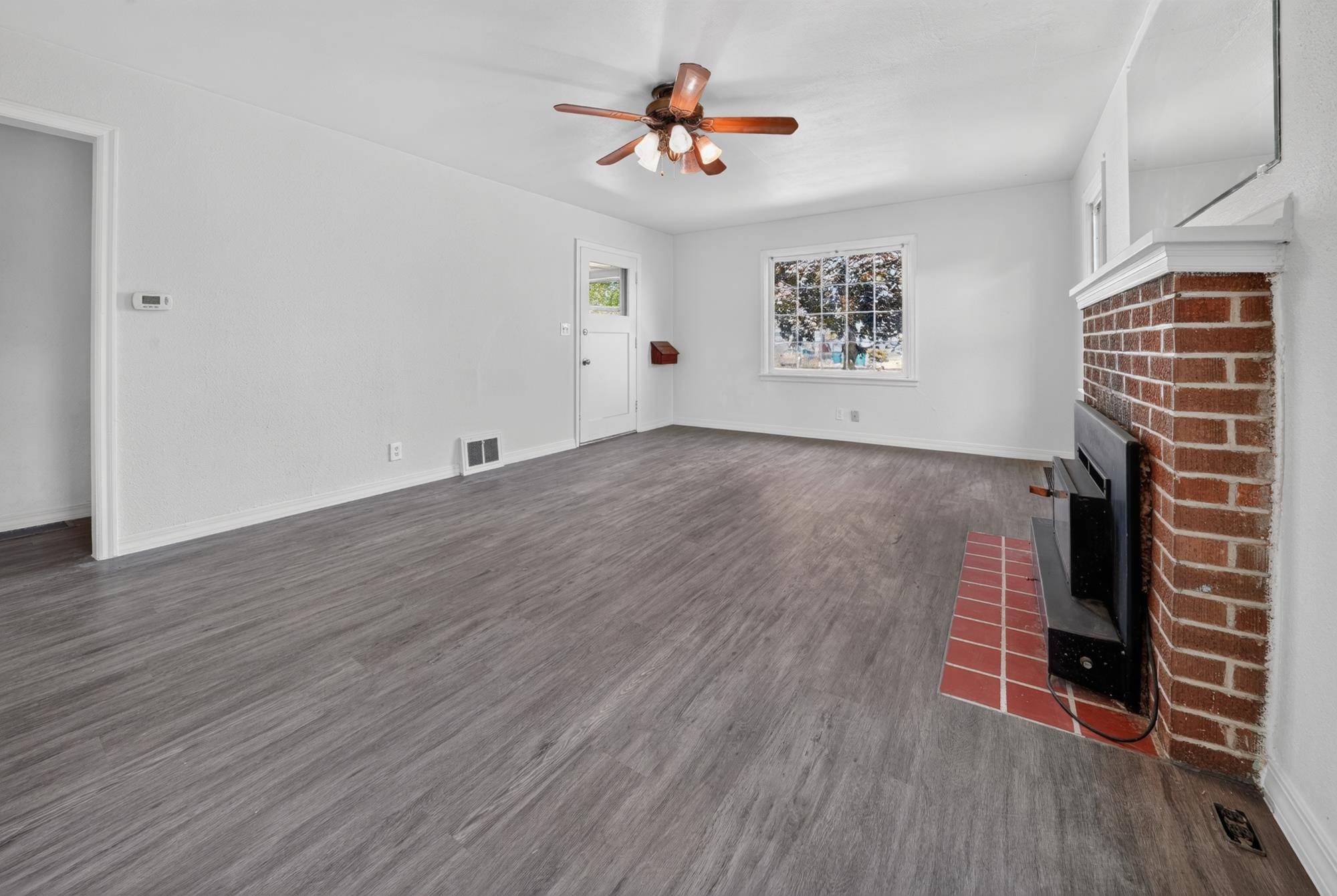 1658 E Rich Ave, Spokane, WA 99207