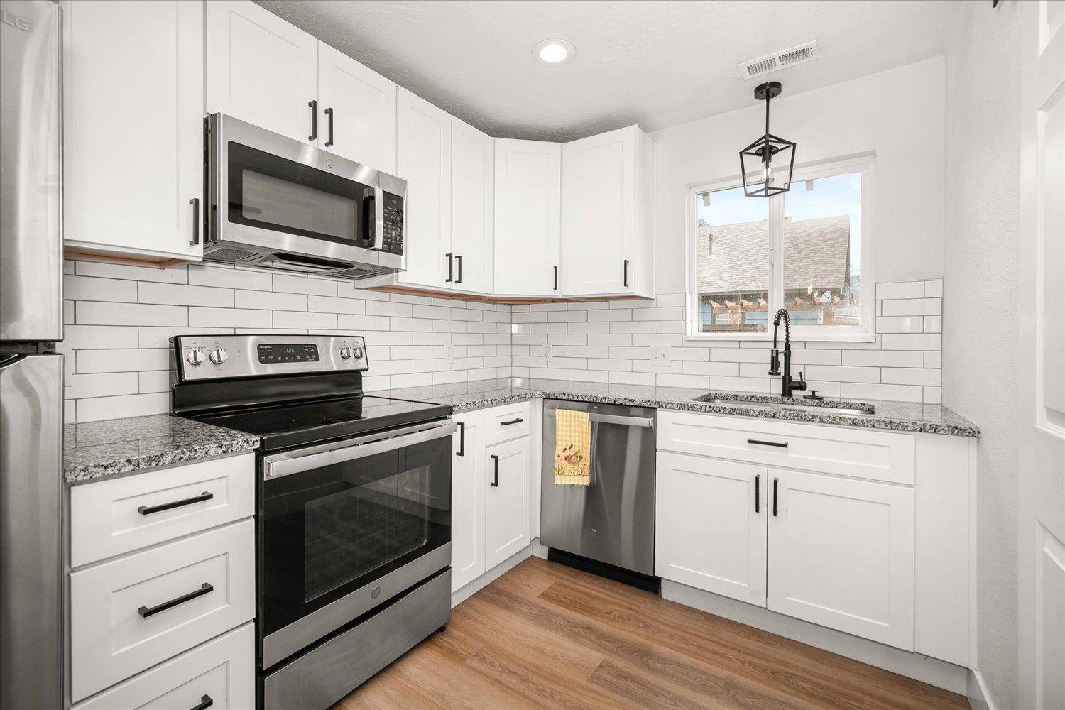 2807 W Mallon Ave, Spokane, WA 99201