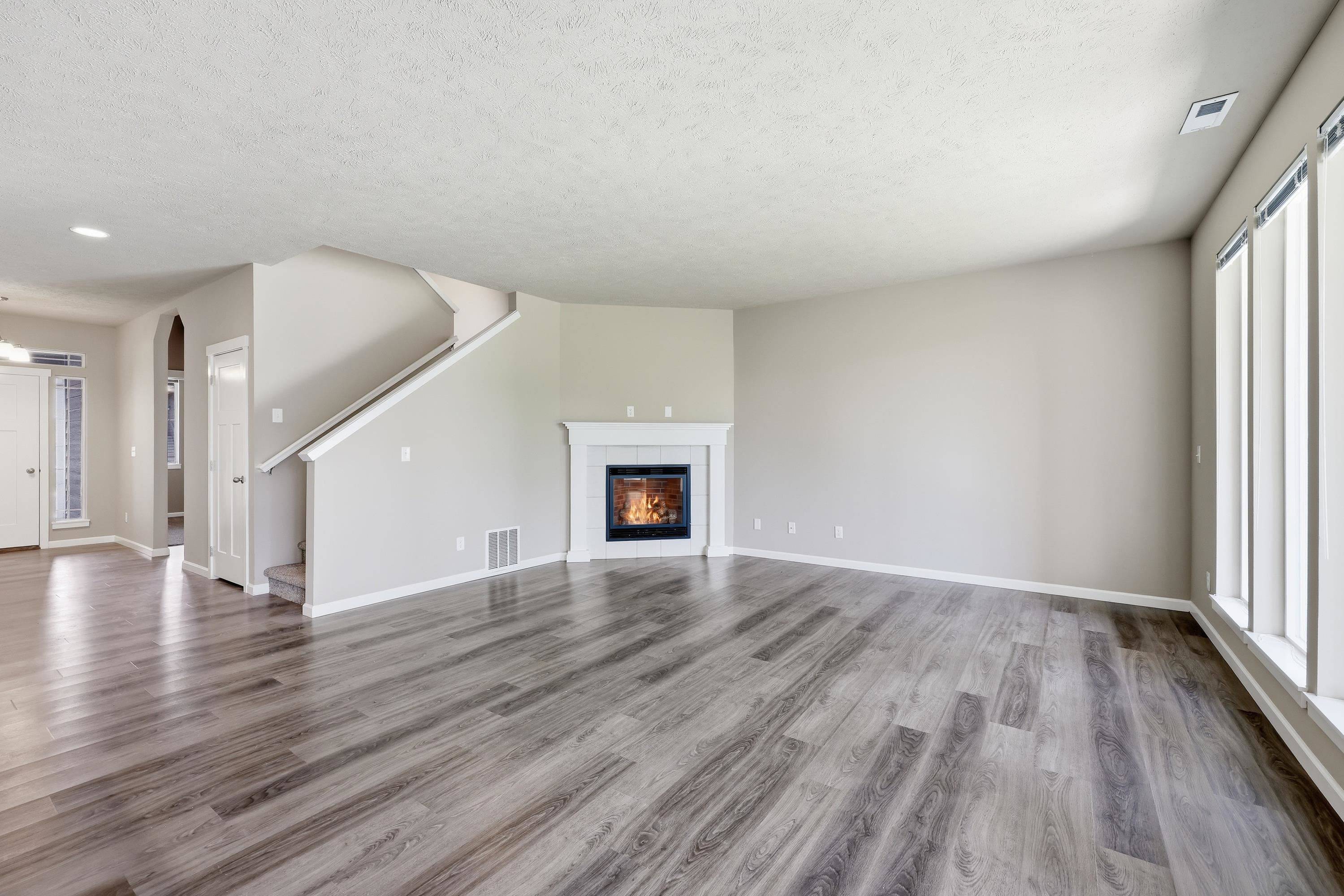 8318 N Summerhill Ln, Spokane, WA 99208