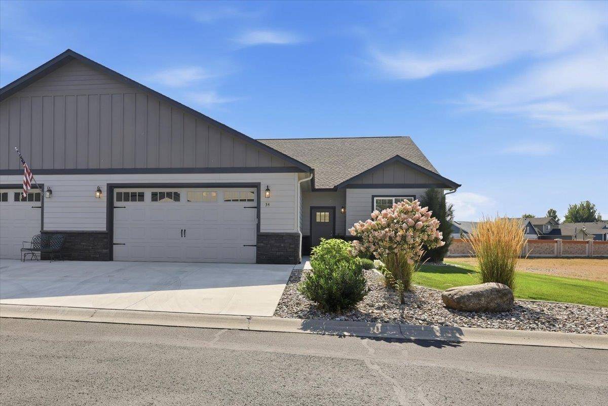 1109 N Country Club Dr #34, Deer Park, WA 99006