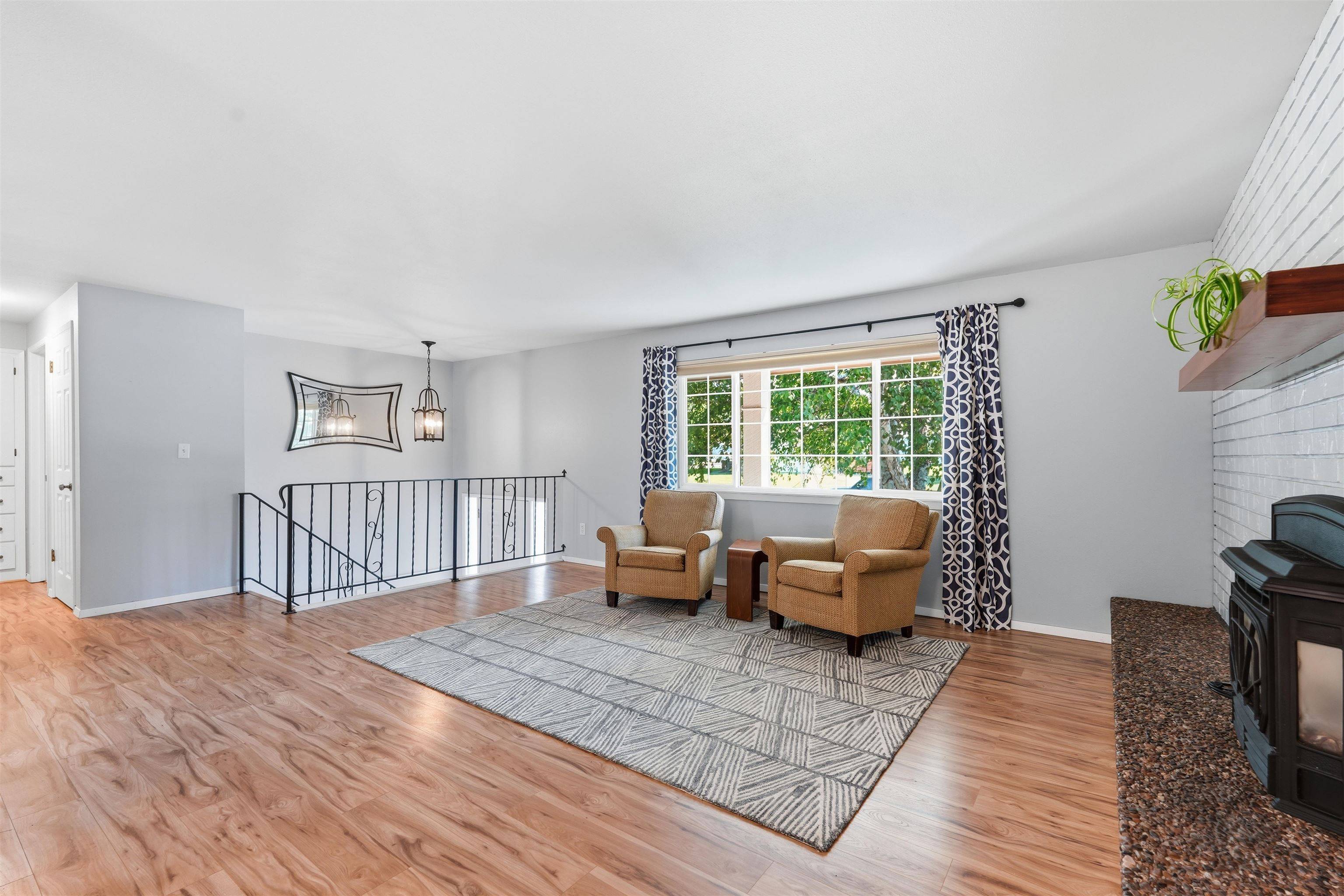 4214 S Pondra Dr, Spokane Valley, WA 99206