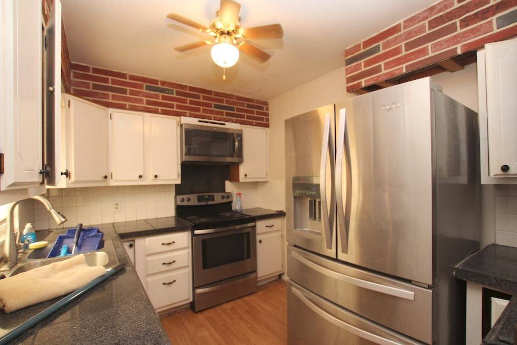 1113 W 27th, Wichita, KS 67204