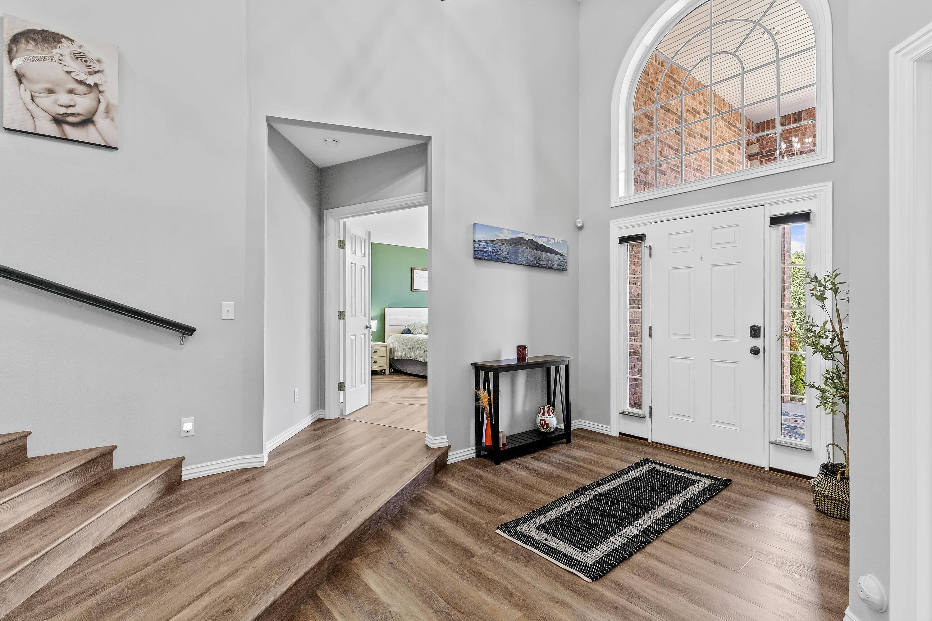 2364 S Forrest Heights AVE, Springfield, MO 65809