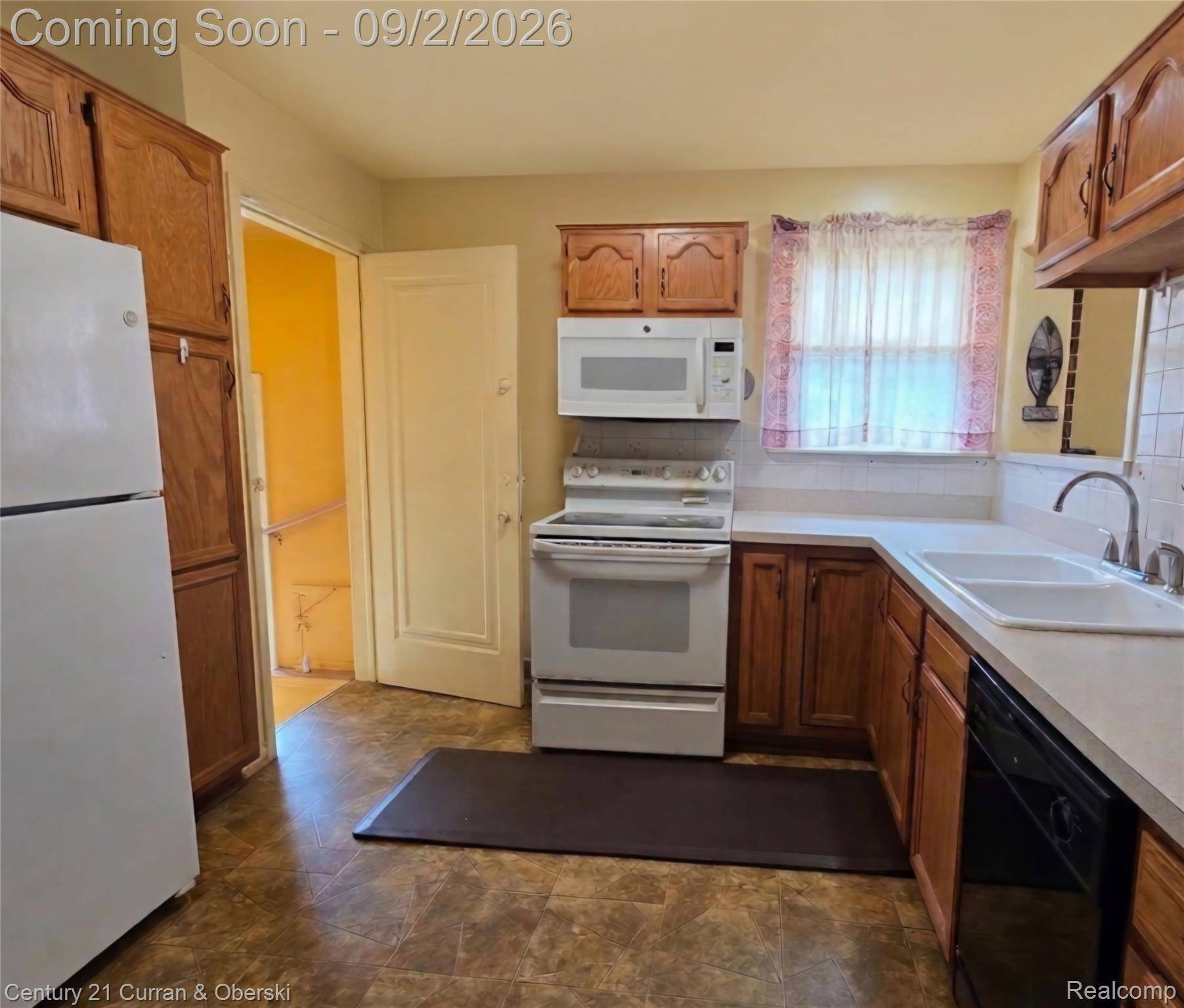 18551 Klinger ST, Detroit, MI 48234