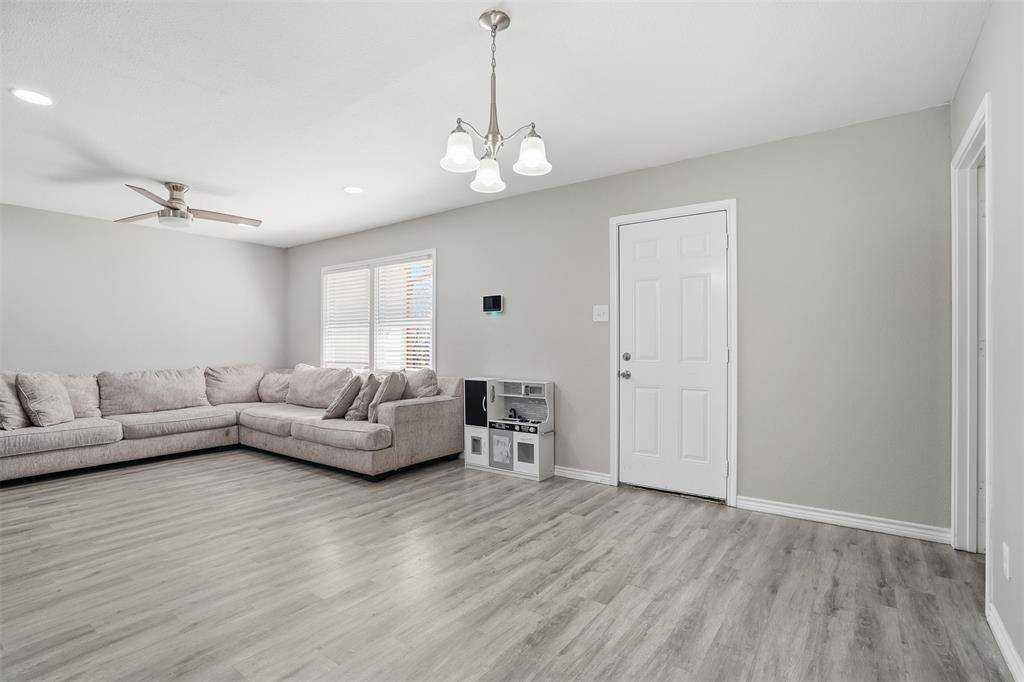 1540 Roma Lane, Fort Worth, TX 76134