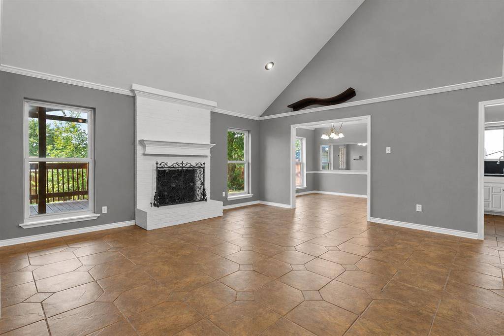 1820 Green Ridge Court, Carrollton, TX 75007