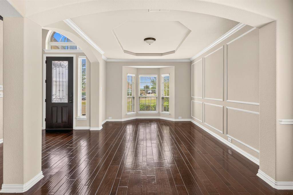 206 White Rock Court, Ovilla, TX 75154