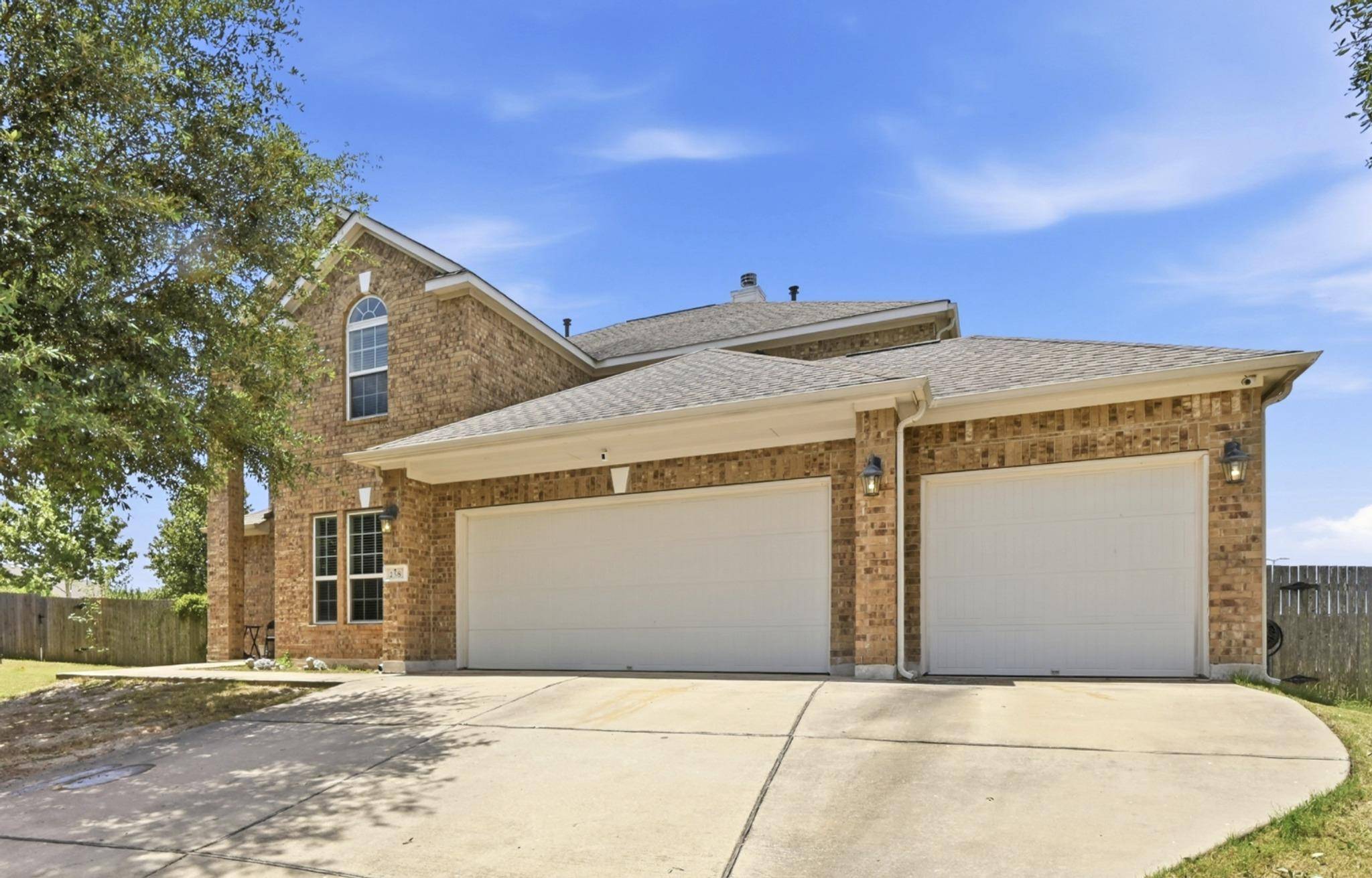 258 Tangerine DR, Buda, TX 78610