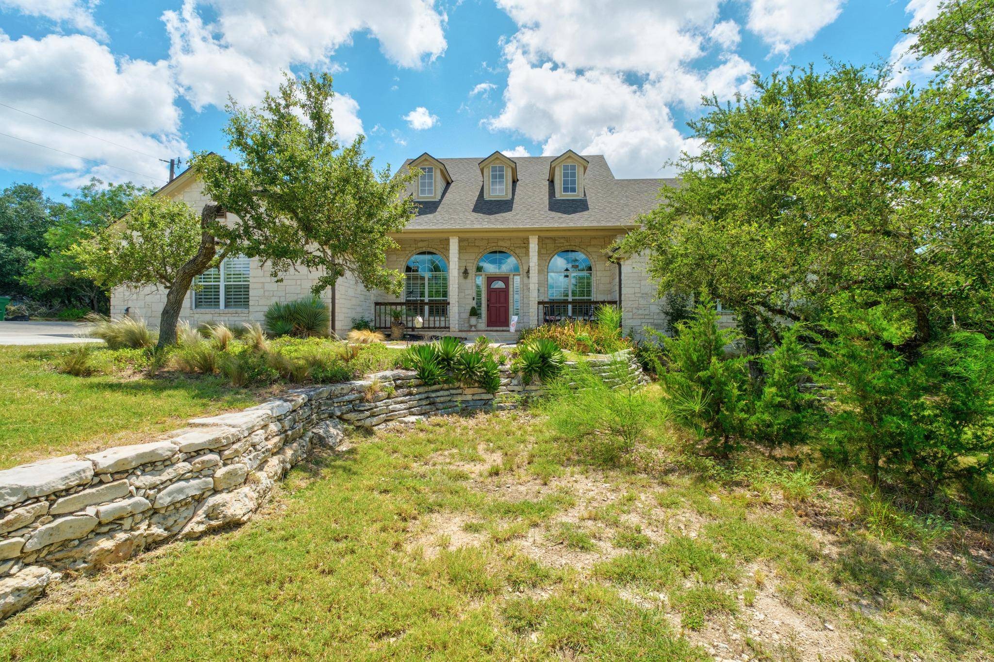 1053 Sunset Canyon DR S, Dripping Springs, TX 78620