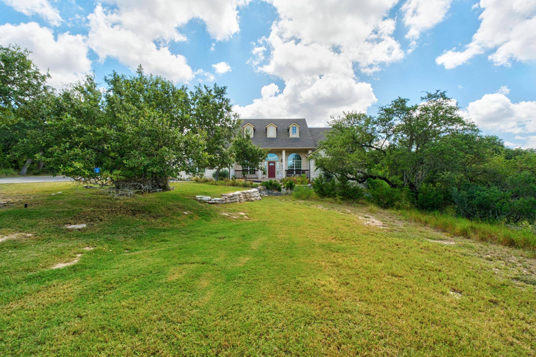 1053 Sunset Canyon DR S, Dripping Springs, TX 78620