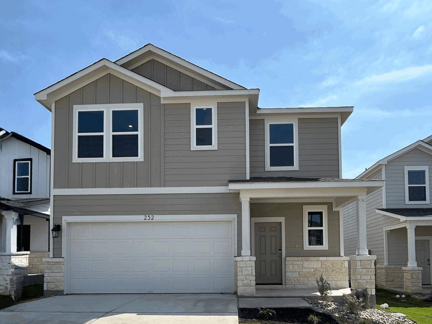 252 Firefox WAY, Jarrell, TX 76537
