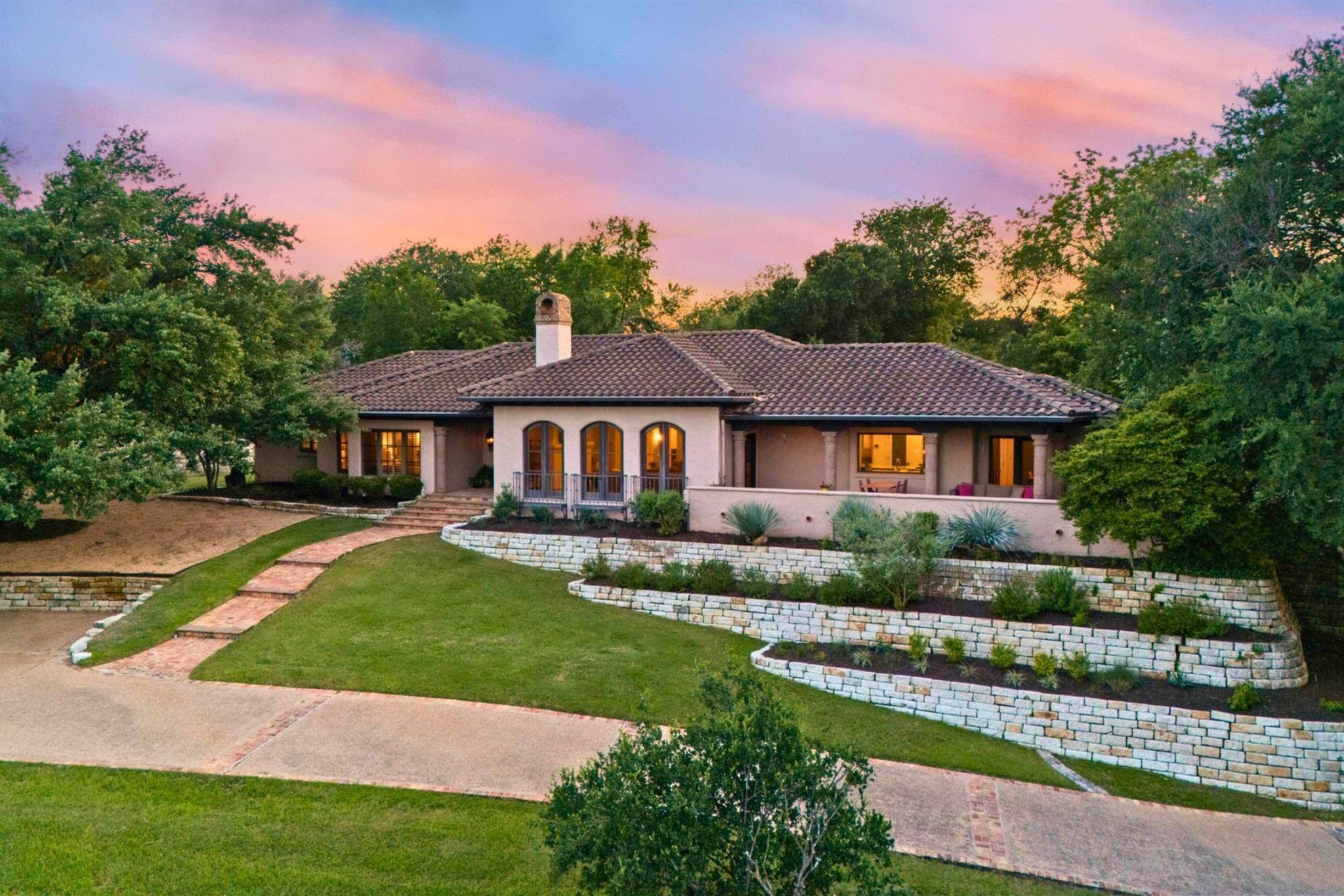 300 Bent Tree CT, West Lake Hills, TX 78746