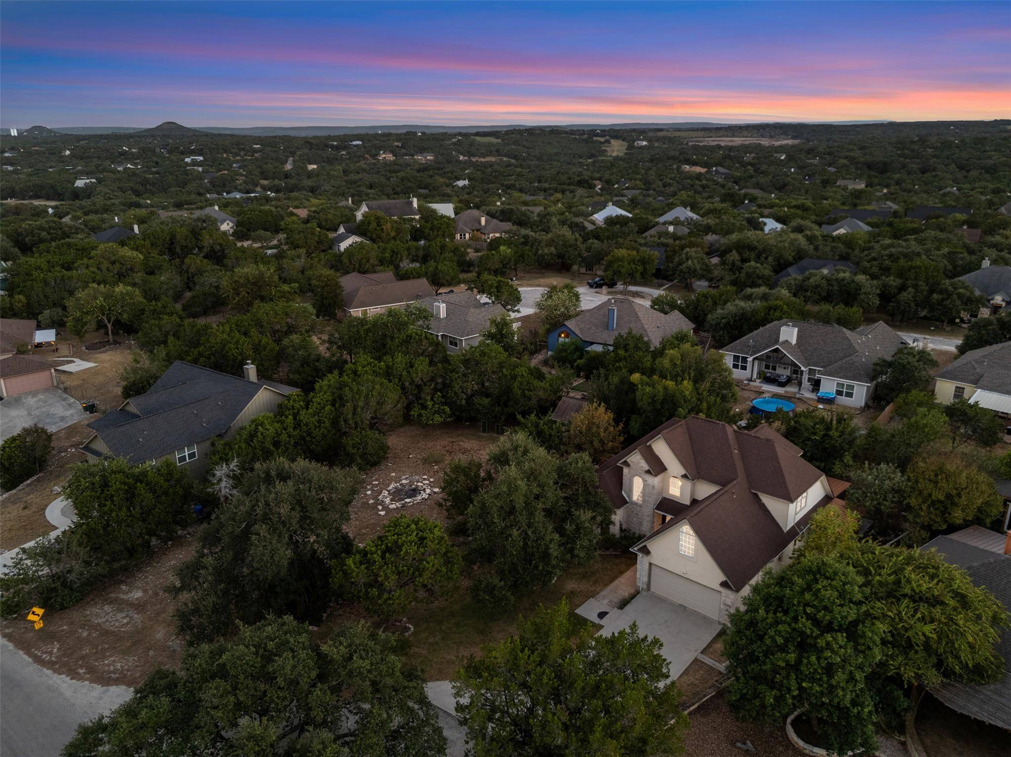 72 Crazy Cross RD, Wimberley, TX 78676