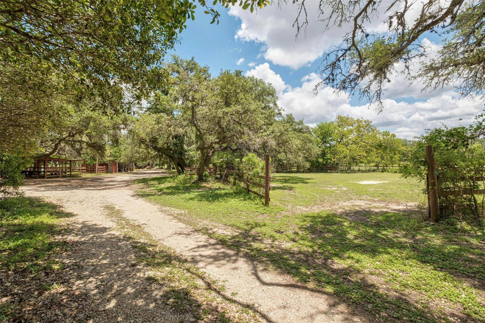3805 Lone Man Mountain RD #B, Wimberley, TX 78676