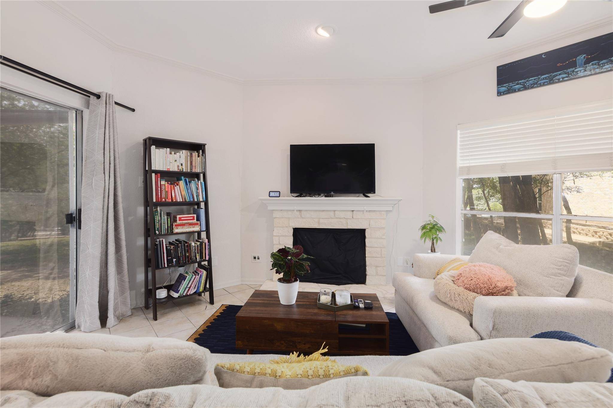 2450 WICKERSHAM LN #M1311, Austin, TX 78741