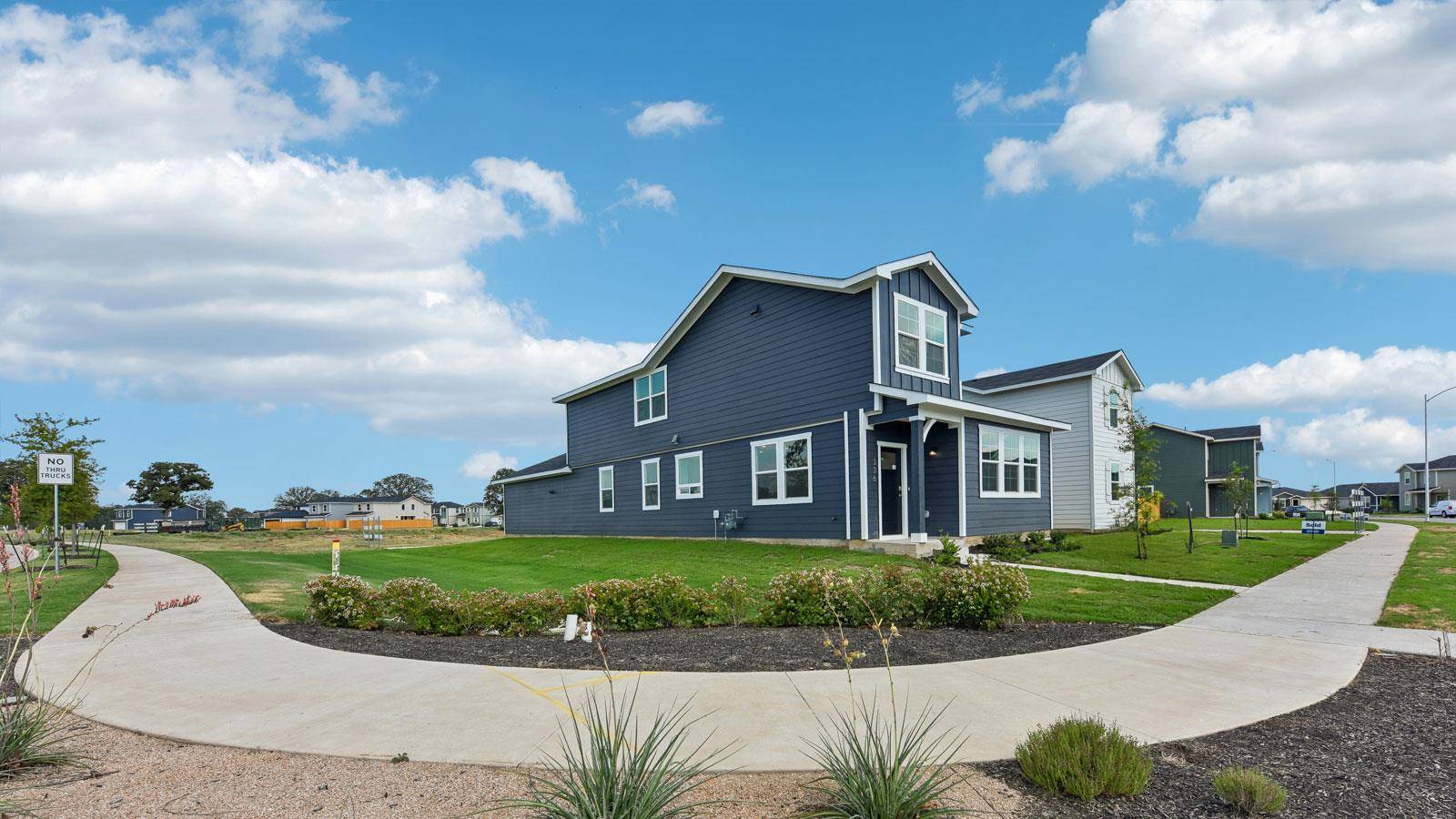 336 George Neggan LN, Bastrop, TX 78602