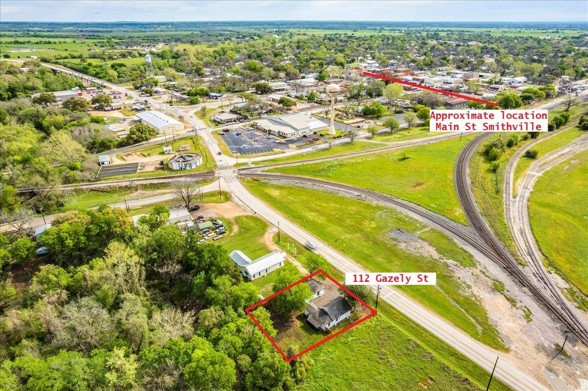 112 Gazley ST, Smithville, TX 78957