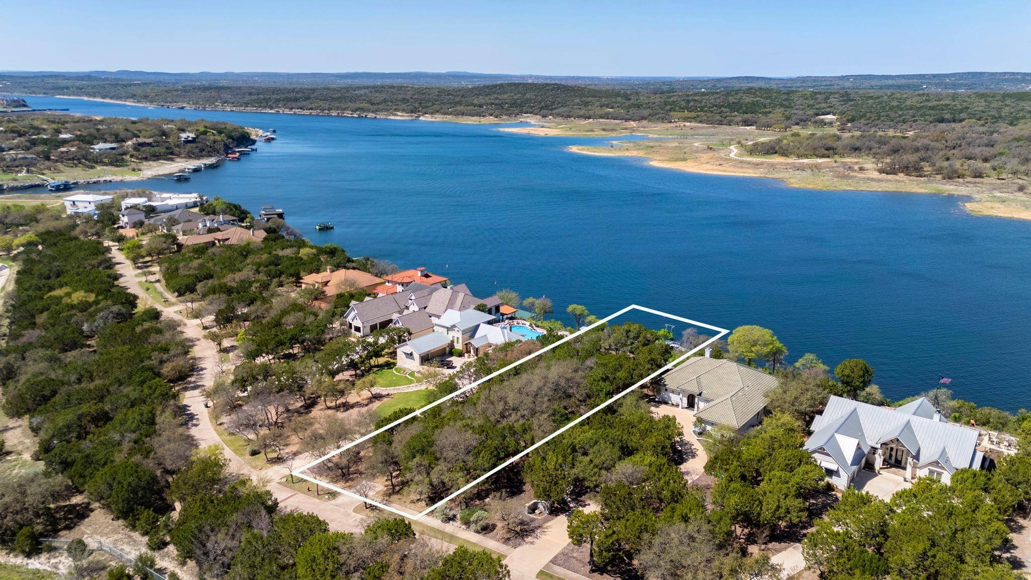 5304 Canyon Oaks DR, Lago Vista, TX 78645