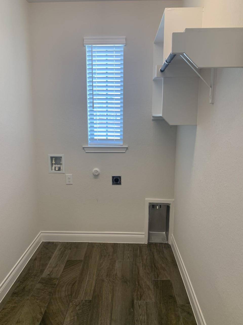 221 Rosebush DR, Liberty Hill, TX 78642