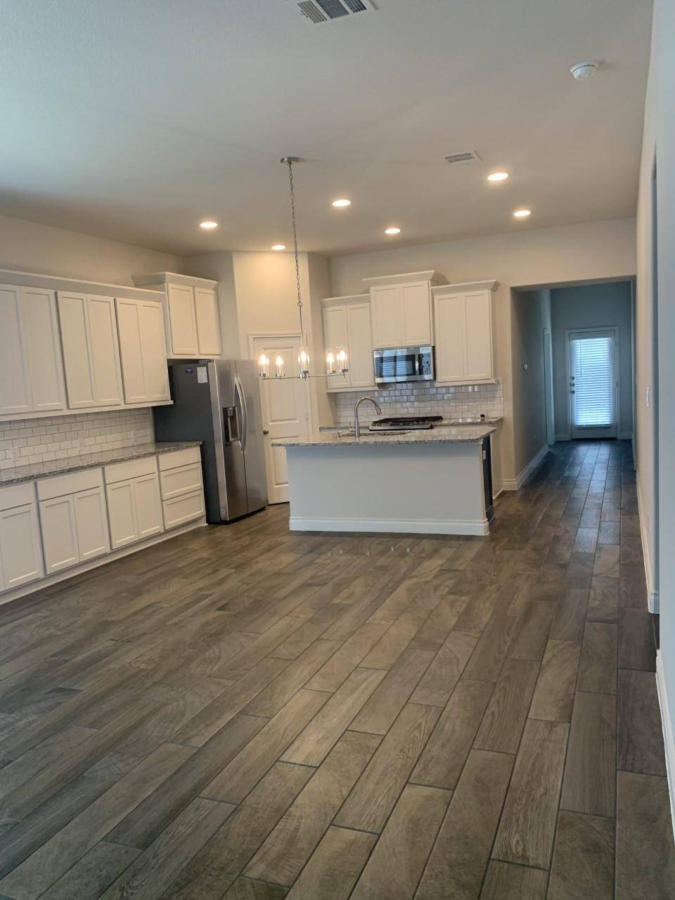 221 Rosebush DR, Liberty Hill, TX 78642