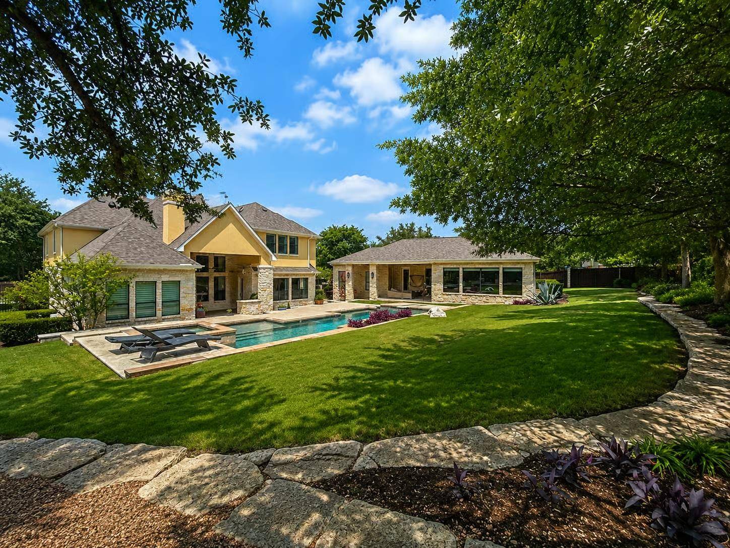 1005 Lakewood Hills TER, Austin, TX 78732