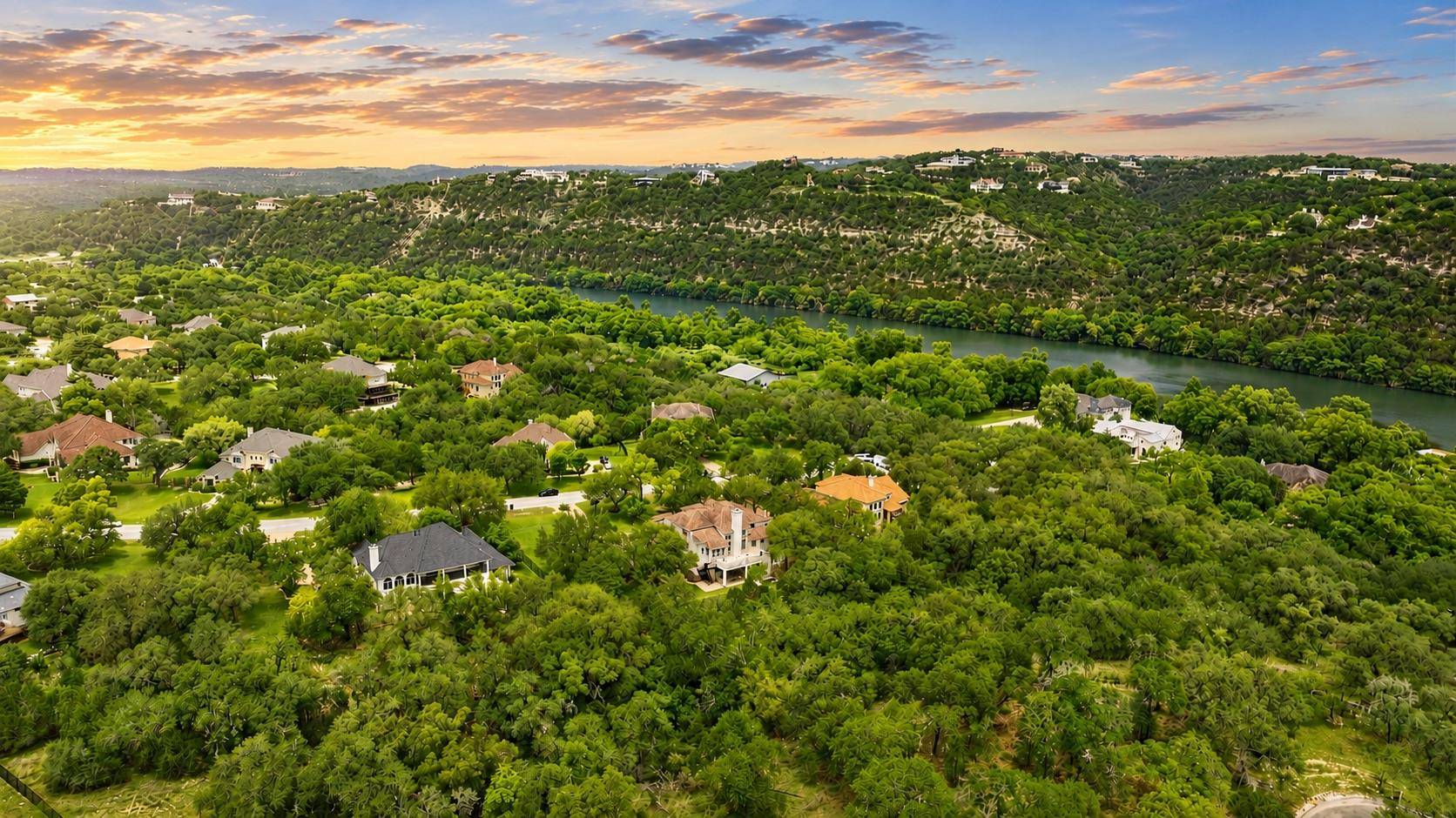 2901 Demona DR, Austin, TX 78733