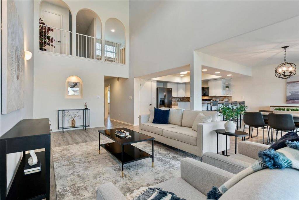 18231 Lakepoint CV, Lago Vista, TX 78645