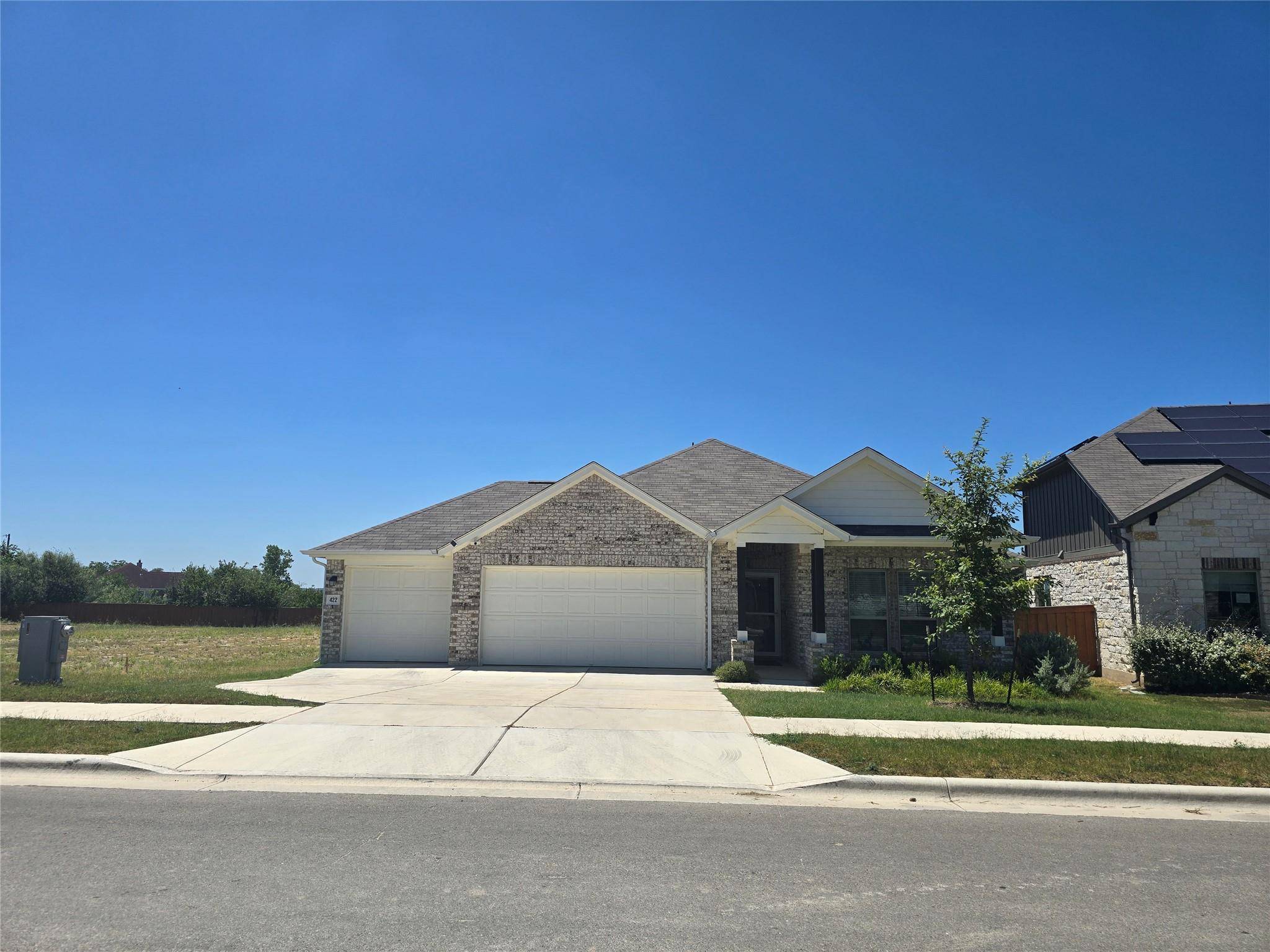 422 Backstays LOOP, Kyle, TX 78640