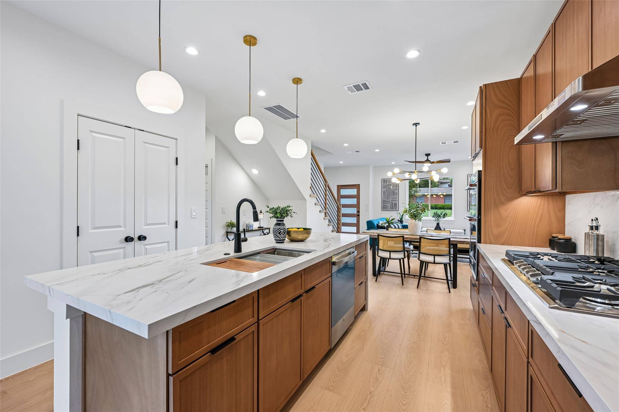 513 W Odell ST #A, Austin, TX 78752