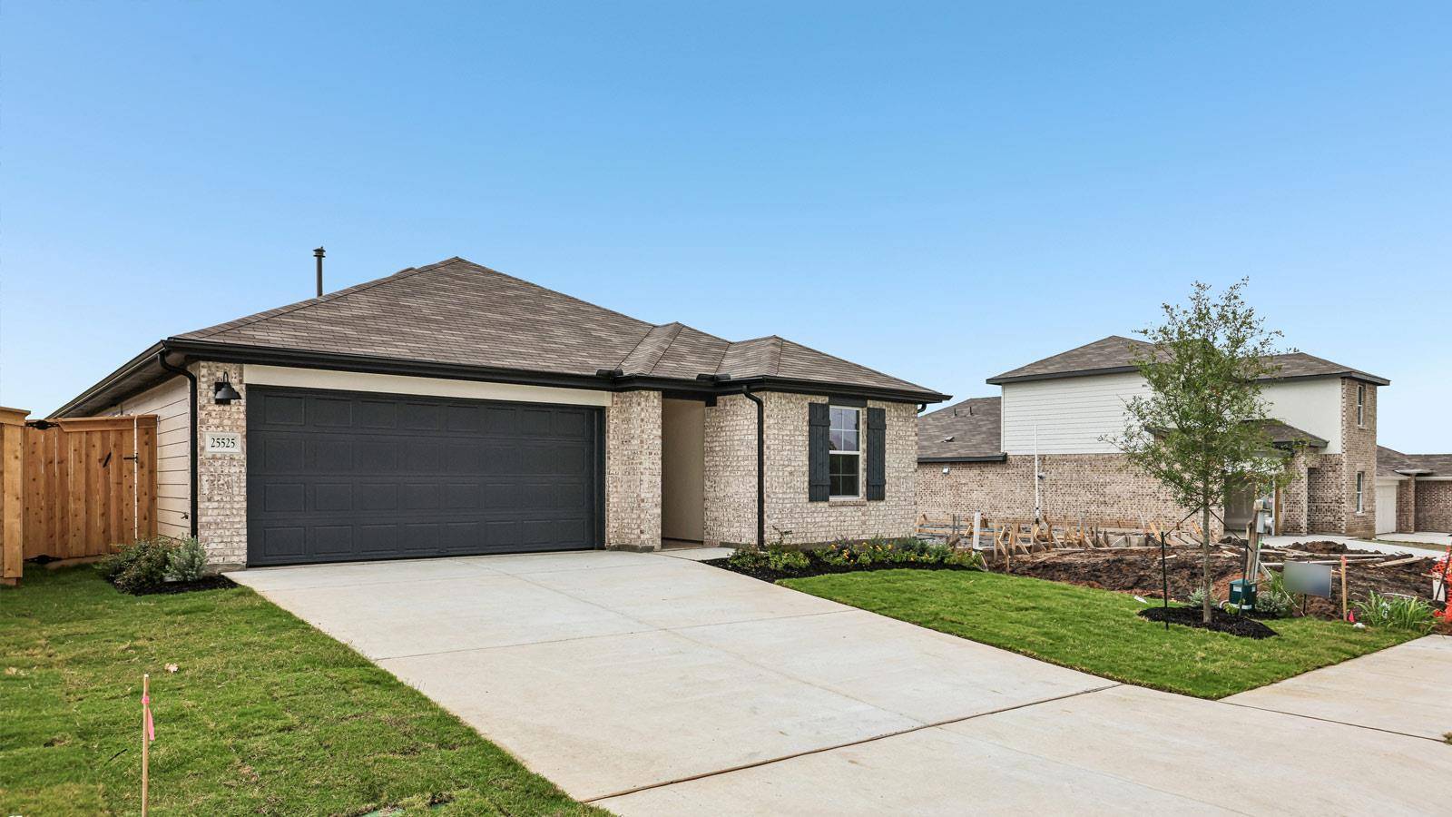 25525 Farmers Crop LN, Elgin, TX 78621