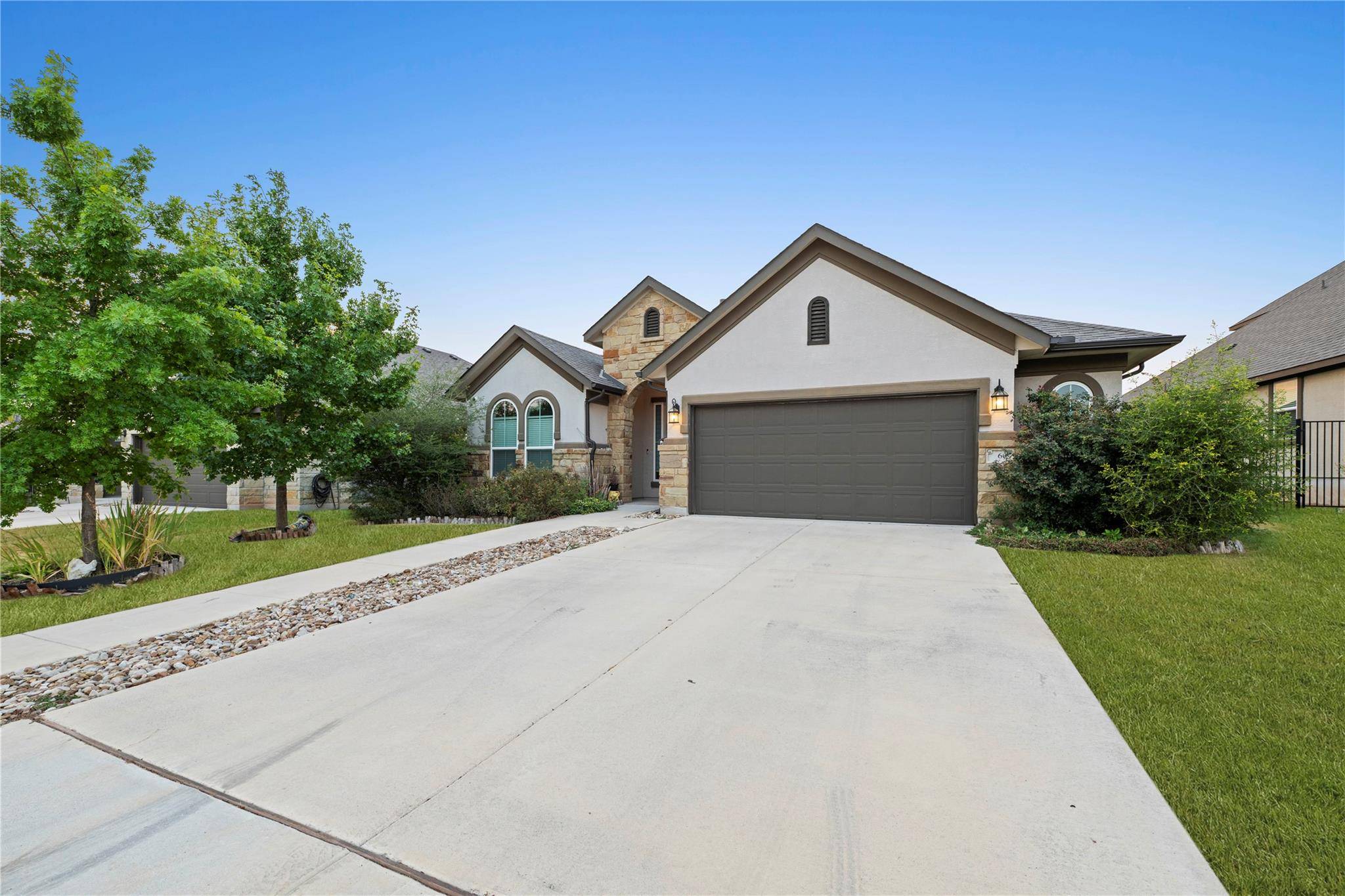 60 Rancho TRL, Georgetown, TX 78628