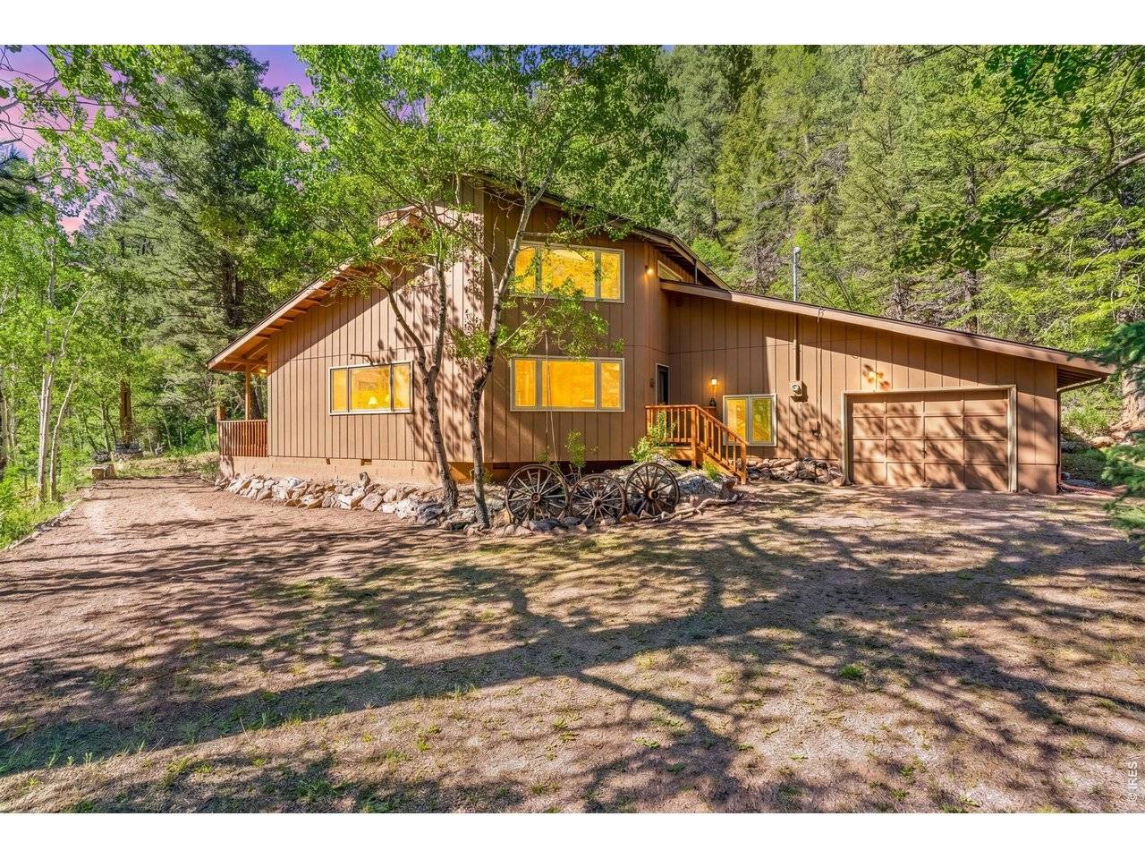 21692 S Saint Vrain, Lyons, CO 80540