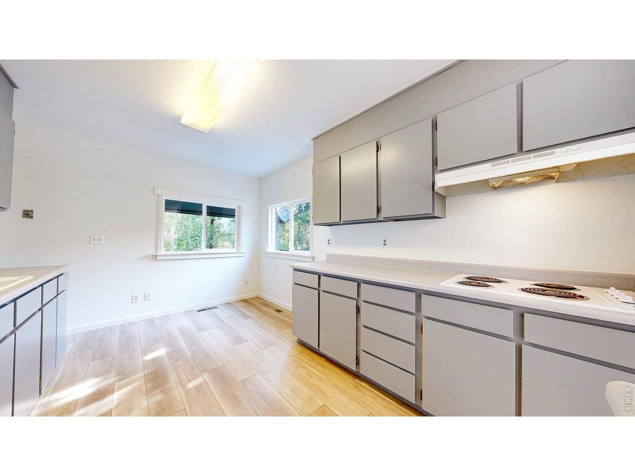 163 West Creek, Glen Haven, CO 80532