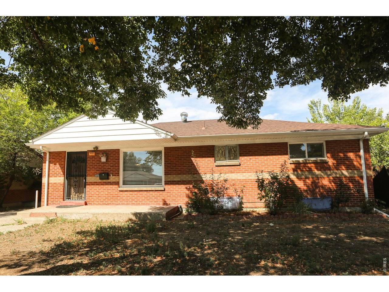 7493 Raritan, Denver, CO 80221