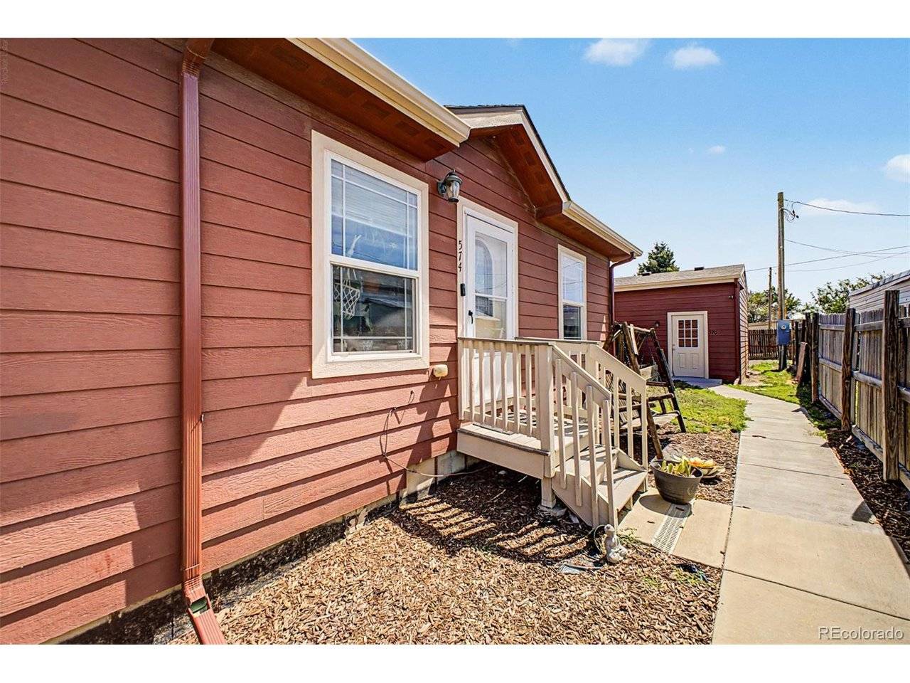 574 4th, Bennett, CO 80102