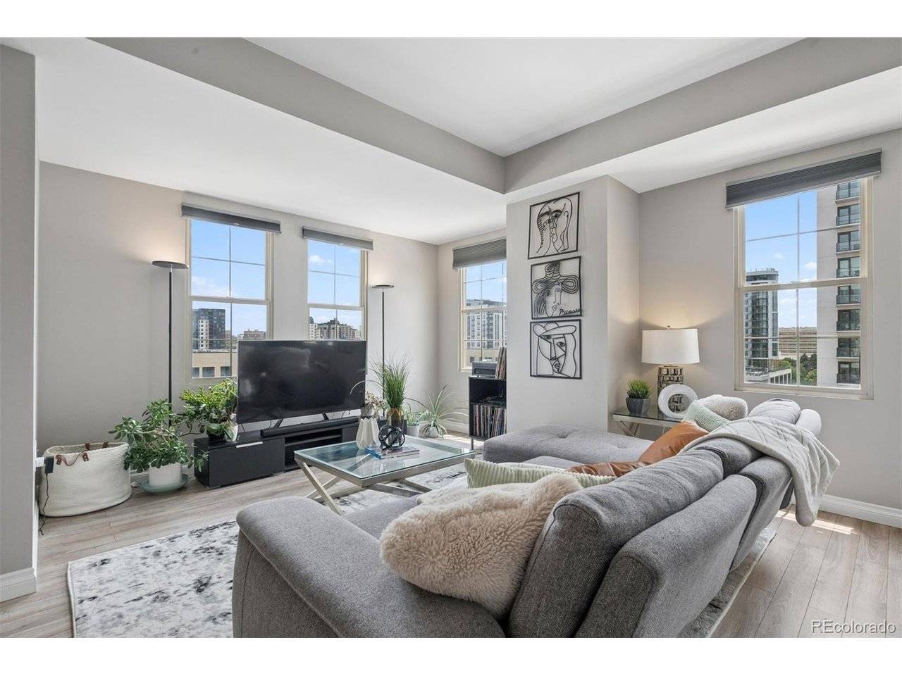 300 W 11th #10B, Denver, CO 80204