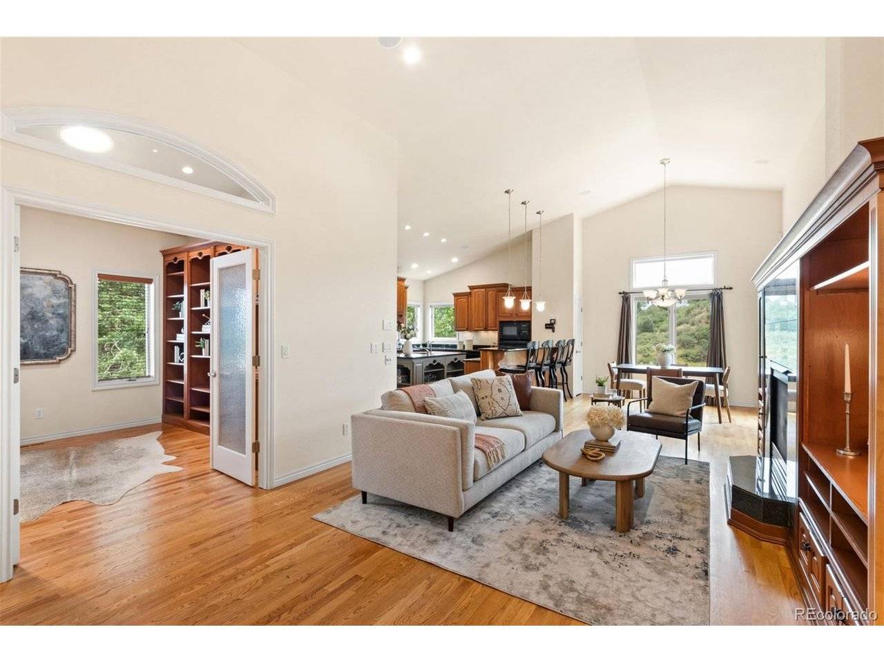 2425 Mesa Crest, Colorado Springs, CO 80904