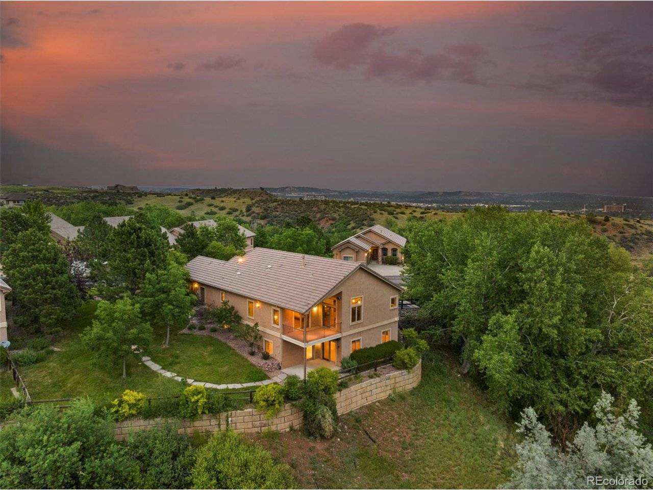 2425 Mesa Crest, Colorado Springs, CO 80904