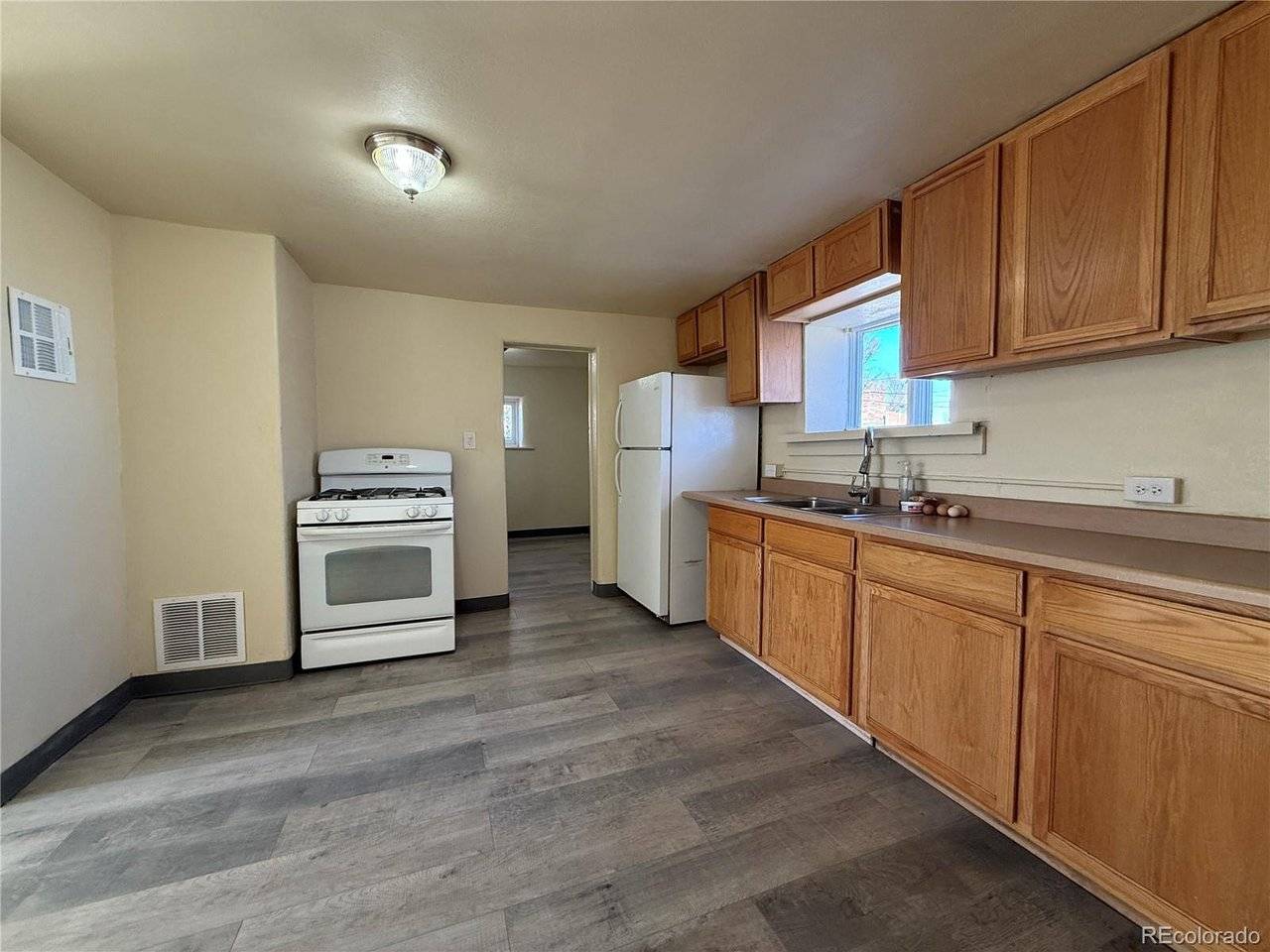 623 Ninth, Alamosa, CO 81101