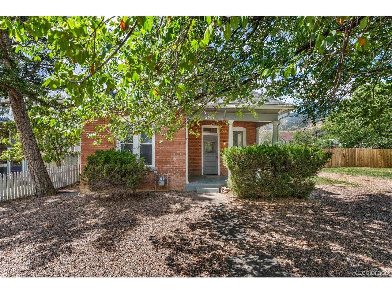2407 Howbert, Colorado Springs, CO 80904