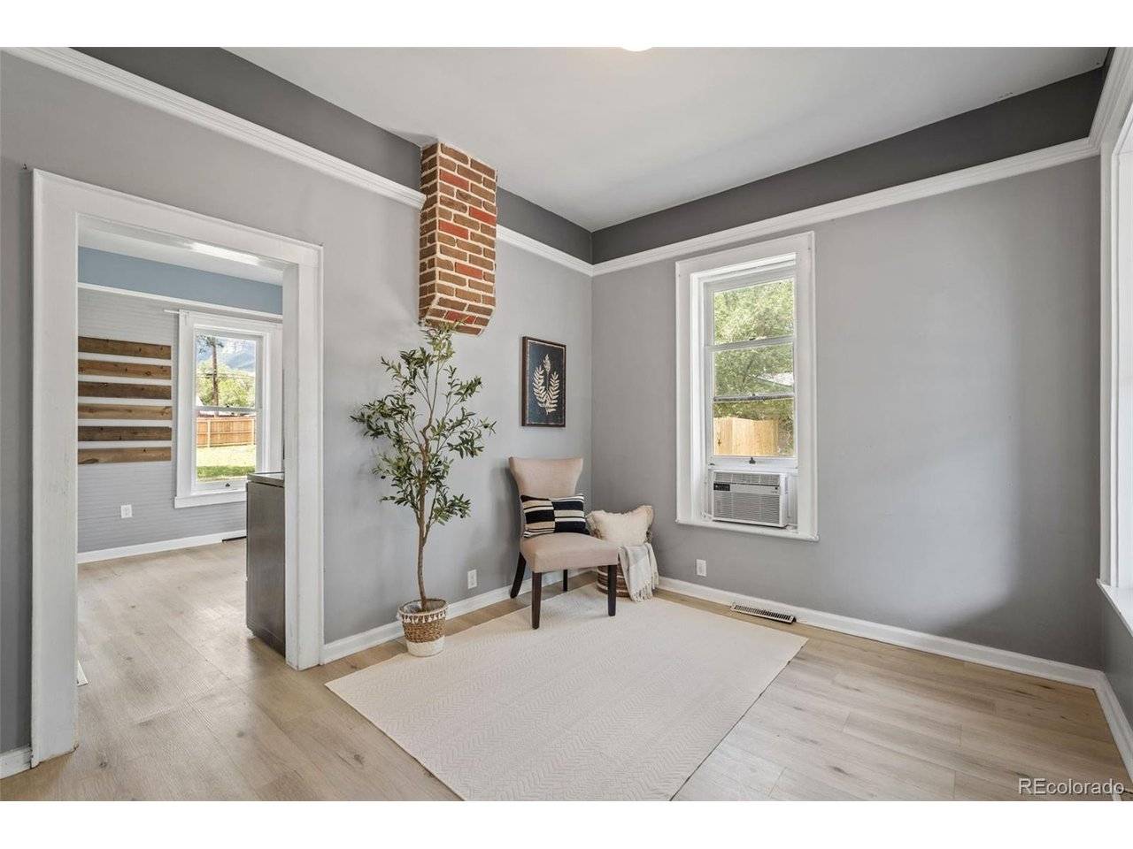 2407 Howbert, Colorado Springs, CO 80904