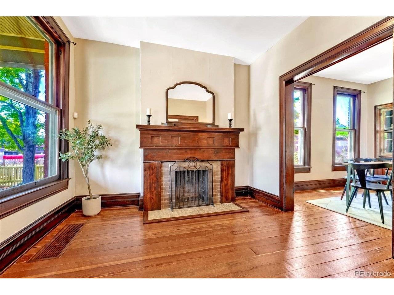 1557 Dallas, Aurora, CO 80010